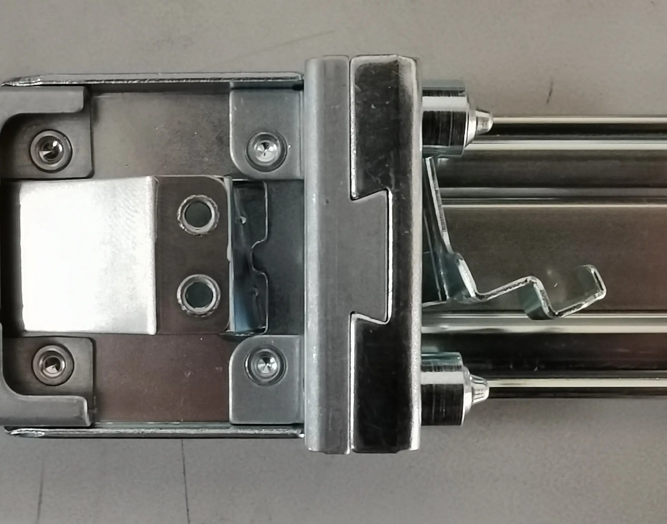 op_cable_tray2